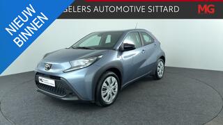 toyota-aygo-x-1.0-vvt-i-mt-play