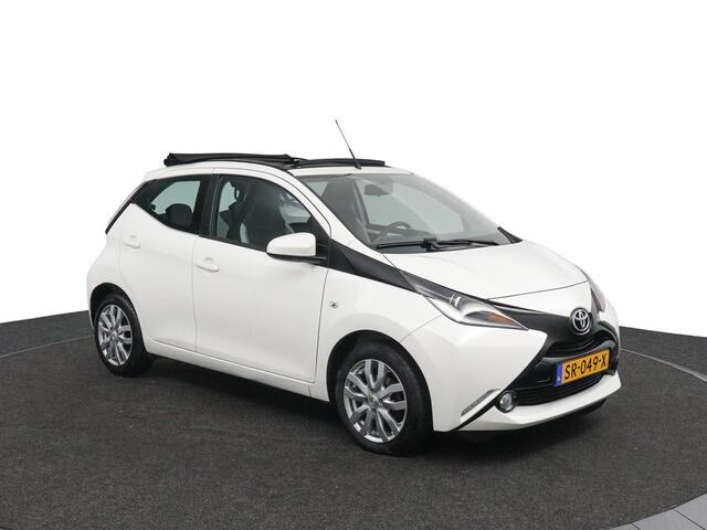 Toyota AYGO 1.0 VVT-i x-wave | Cabrio | Lichtmetalen Velgen | Airco |