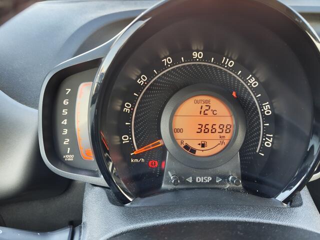 Toyota AYGO 1.0 VVT-i x-play | Android Auto, Apple Carplay | Achteruitrijcam