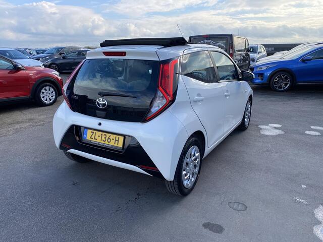 Toyota AYGO 1.0 VVT-i x-play Cabrio, Apple Carplay/Android Auto, achteruitrij camera, BTW-auto, 1e eign. NL-auto