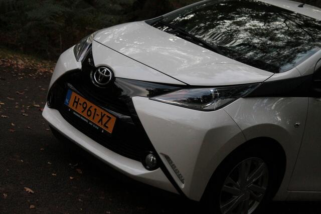Toyota AYGO 1.0 VVT-i x-play | Camera | Airco