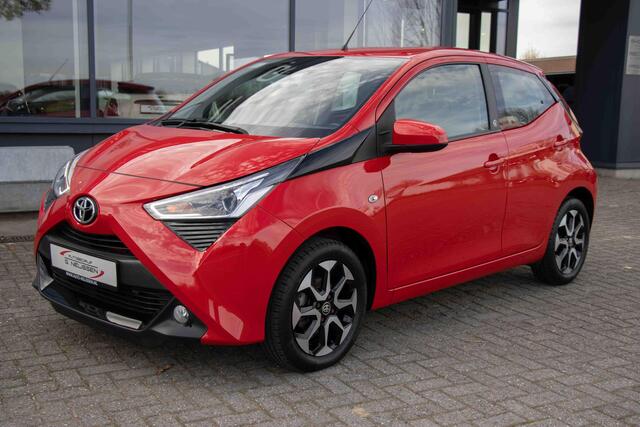 Toyota AYGO 1.0 VVT-i x-play Team D
