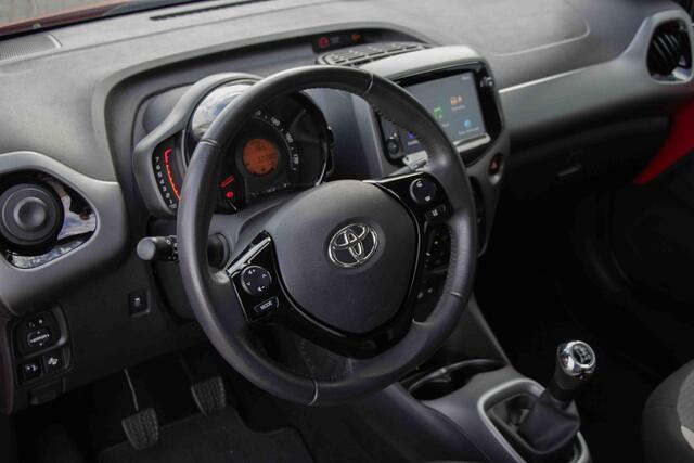 Toyota AYGO 1.0 VVT-i x-play Team D