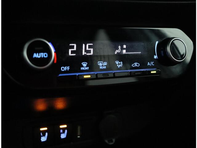 Toyota AYGO X 1.0 VVT-i S-CVT Undercover | Automaat | Parkeer sensoren | Stoelverwarming |