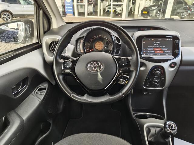 Toyota AYGO 1.0 VVT-i x-play | Navi | Achteruitrijcamera | Airco | Radio