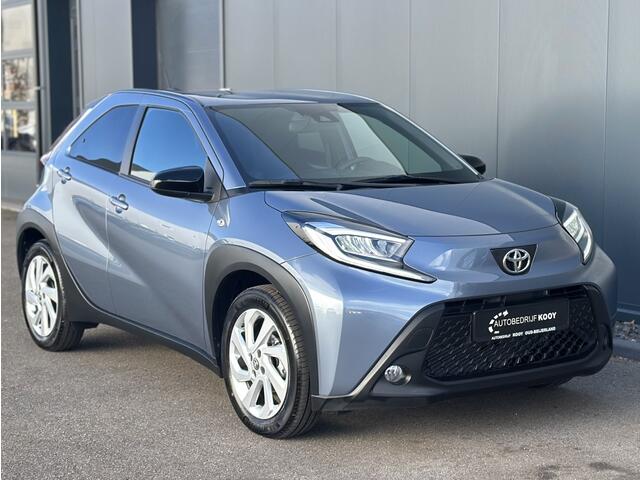 Toyota AYGO 1.0 VVT-i MT Active Limited / Apple Carplay / Camera / Climate C