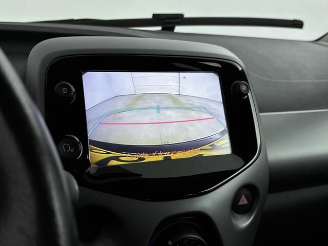 Toyota AYGO 1.0 VVT-i X-Play | Apple Carplay -/ Android Auto | Parkeercamera |