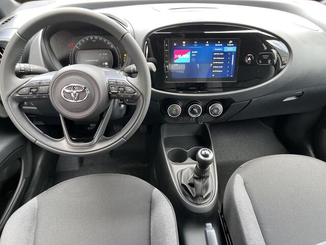 Toyota AYGO X 1.0 VVT-i MT Play | Pure white | Nieuw uit voorraad leverbaar |