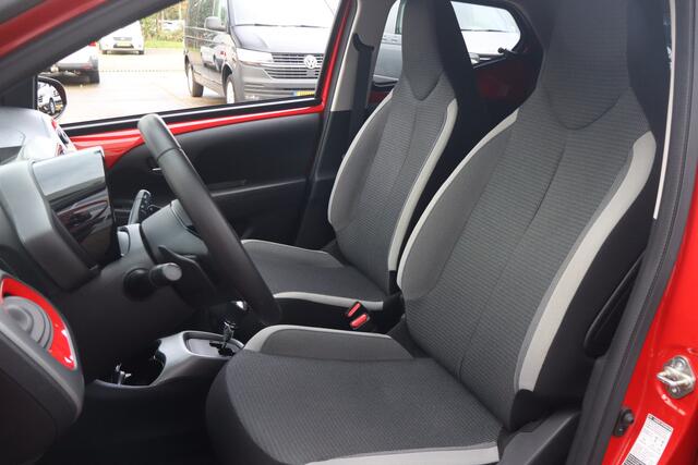 Toyota AYGO 1.0 VVT-i x-joy NL-Auto!! Camera I Apple Car-Play i Climate