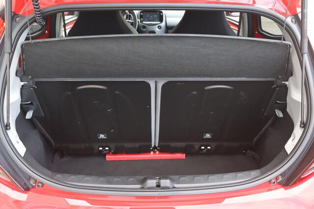 Toyota AYGO 1.0 VVT-i x-joy NL-Auto!! Camera I Apple Car-Play i Climate