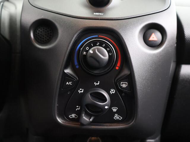 Toyota AYGO 1.0 VVT-i x-fun