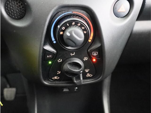 Toyota AYGO 1.0 VVT-i x-fun | Airco | Bluetooth |