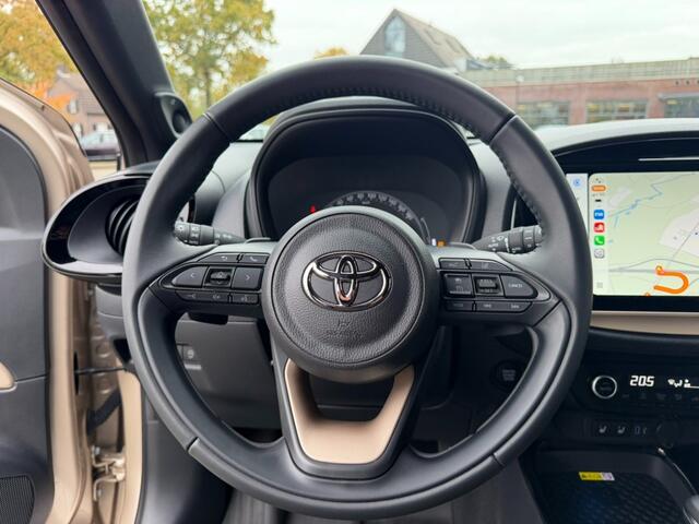 Toyota AYGO 1.0 Automaat JBL Navi Carplay Camera Led Airco(ECC)