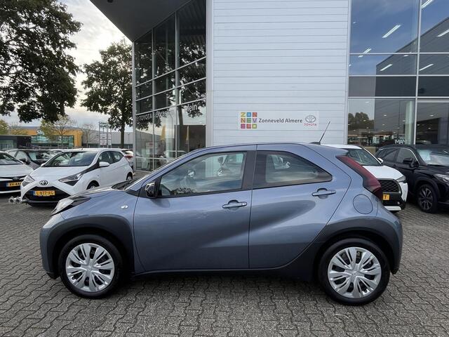 Toyota AYGO X 1.0 VVT-i MT Play