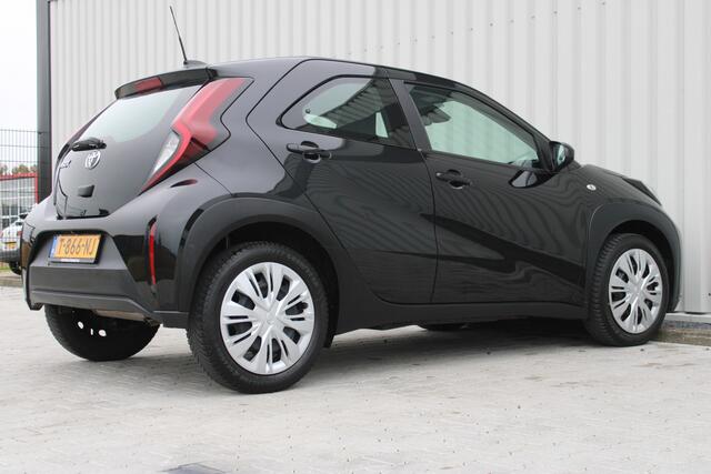 Toyota AYGO X 1.0 VVT-i MT Play | Incl. 12 maanden garantie | Cruise control | Apple carplay/Android auto | Airco | Lane assist | Dealer onderhouden | Achteruitrij camera |