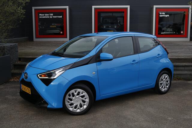 Toyota AYGO 1.0 VVT-i x-play