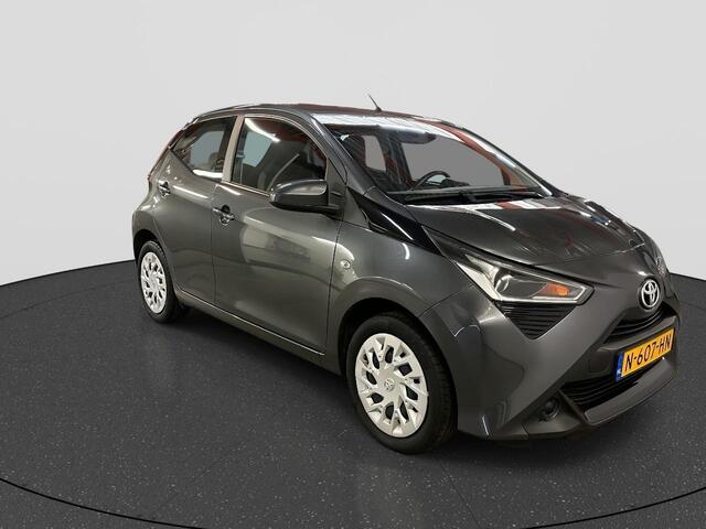 Toyota AYGO 1.0 VVT-i x-play | Rijklaar