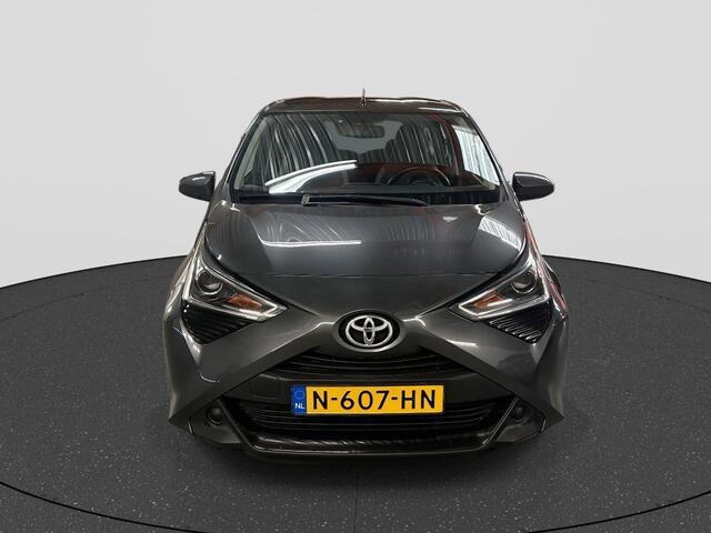 Toyota AYGO 1.0 VVT-i x-play | Rijklaar