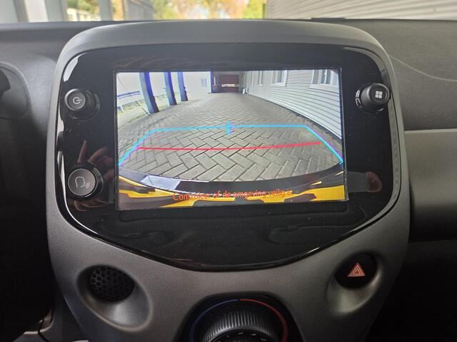 Toyota AYGO 1.0 VVT-i x-play