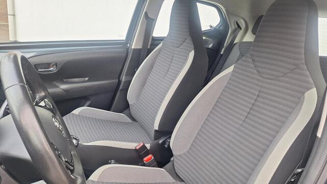 Toyota AYGO 1.0 VVT-i x-play rijklaar prijs