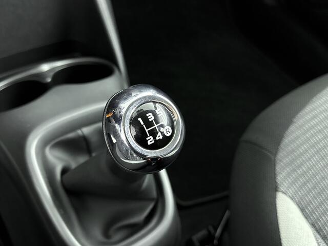 Toyota AYGO 1.0 VVT-i x-play | Garantie mogelijk t/m 11-2031 | Achteruitrijcamera