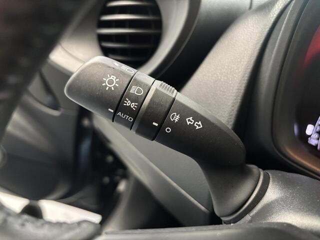 Toyota AYGO X 1.0 VVT-i MT Play SLEHCHTS 40.546KM, APPLE CARPLAY/ANDROID AUTO!!