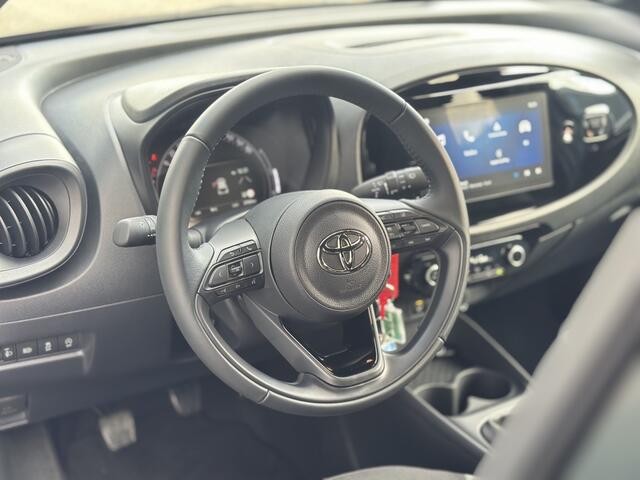 Toyota AYGO 1.0 VVT-i MT First / Carplay / Camera / Stoelverwarming