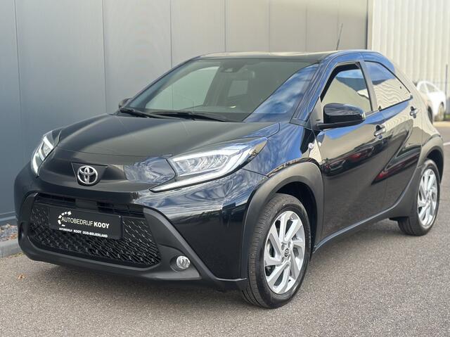 Toyota AYGO 1.0 VVT-i MT First / Carplay / Camera / Stoelverwarming