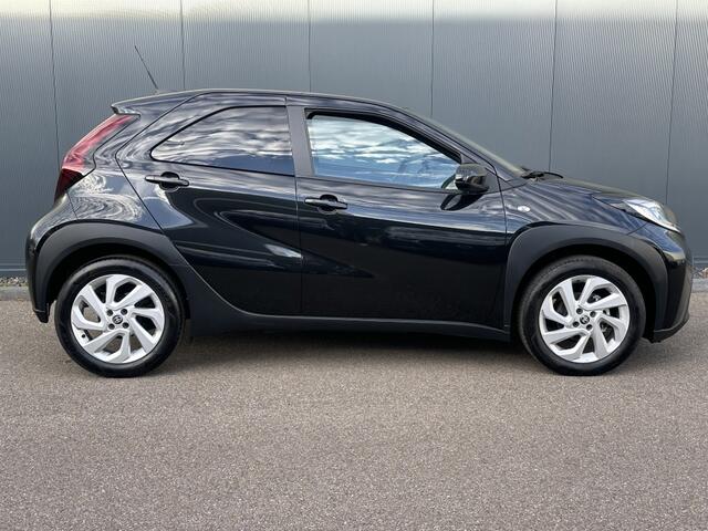 Toyota AYGO 1.0 VVT-i MT First / Carplay / Camera / Stoelverwarming