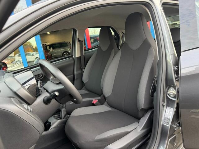 Toyota AYGO 1.0 VVT-i X-Fun 5-Deurs Led Airco