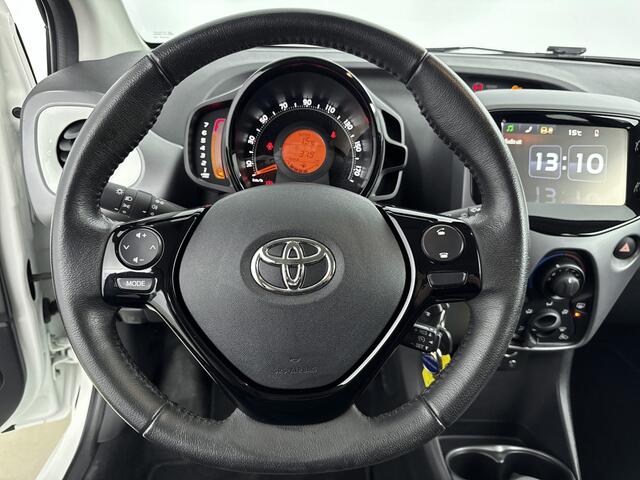 Toyota AYGO 1.0 VVT-i x-play 5-Drs | Parkeercamera | NL-Auto | Dealeronderhouden | 1E Eig | APK 06-2027 |