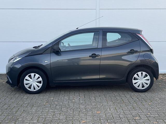 Toyota AYGO 1.0 VVT-i x-fun / airco / dealer onderhouden / Bluetooth telefoonvoorbereiding /
