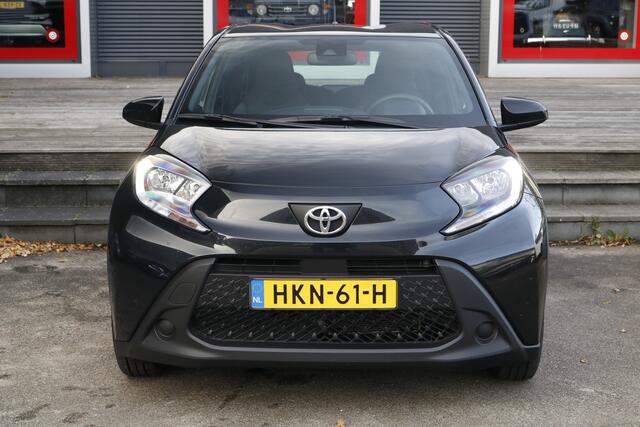 Toyota AYGO X 1.0 VVT-i MT Play