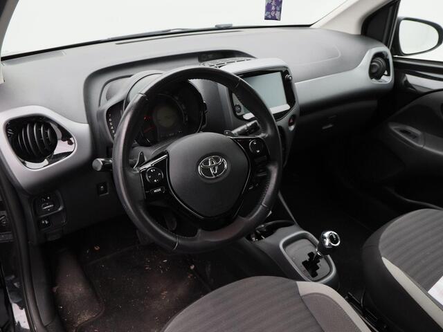 Toyota AYGO 1.0 VVT-i Automaat x-play | Bluetooth | Trekhaak | Camera | Carplay | 79.228 Km!!