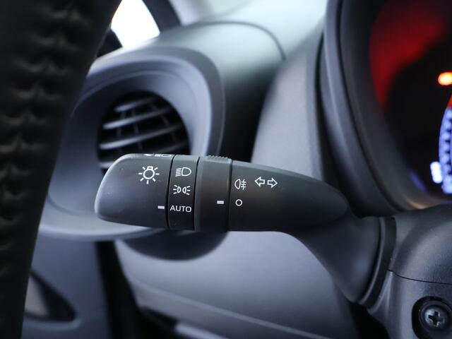 Toyota AYGO X 1.0 VVT-i MT Play