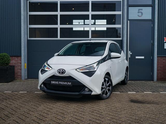 Toyota AYGO 1.0 VVT-i x-play