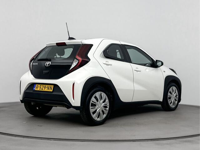 Toyota AYGO X 1.0 VVT-i MT Play | NL-Auto | Apple Carplay -/ Android Auto |
