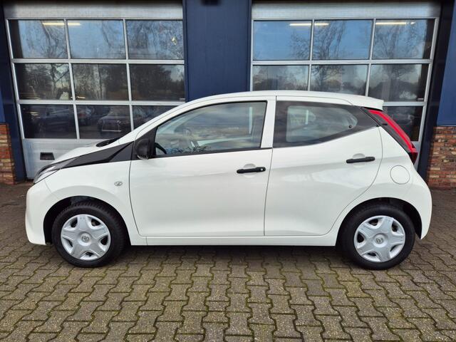 Toyota AYGO 1.0 VVT-I X-FUN TREKHAAK, Bleutooth, ALL IN prijs!