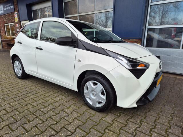 Toyota AYGO 1.0 VVT-I X-FUN TREKHAAK, Bleutooth, ALL IN prijs!