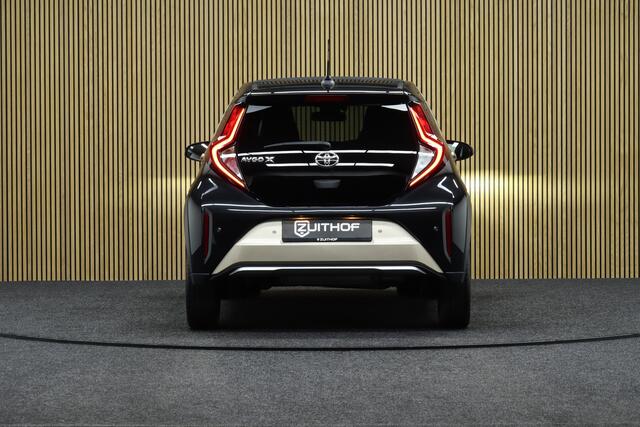 Toyota AYGO X 1.0 VVT-i MT Limited | Elek. Vouwdak | Adaptive-cruise | Camera | Clima | Apple Carplay & Android Auto | Keyless | Stoelverwarming