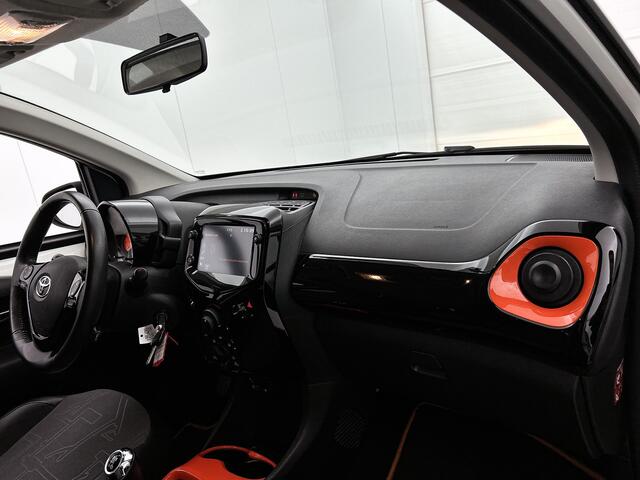 Toyota AYGO 1.0 VVT-i x-otic | BTW voertuig | Schuifdak | Achteruitrijcamera |