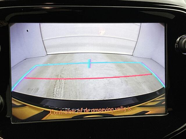 Toyota AYGO 1.0 VVT-i x-JBL staat in het halletje