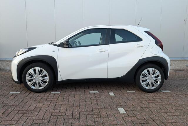 Toyota AYGO X 1.0 VVT-i MT Play |Apple CarPlay/Android Auto|Camera achter|Groot scherm