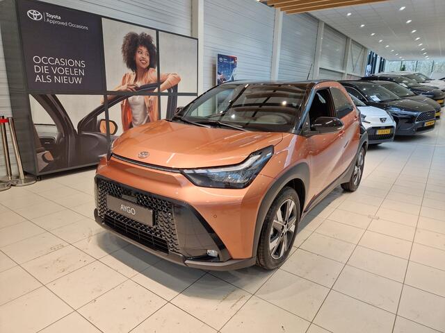 Toyota AYGO X Hybrid 115 pulse + Easy Pack | Nu uit voorraad leverbaar | Gemiddeld verbruik van 1:26,3 |