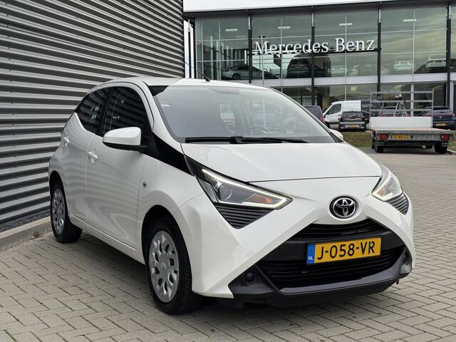 Toyota AYGO 1.0 VVT-i x-play Camera/Apple/Android