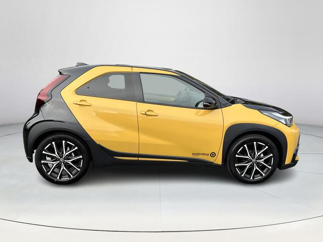 Toyota AYGO X Hybrid 115 GR Sport | Apple CarPlay/Android auto | Achteruitrijcamera | Verwarmde voorstoelen