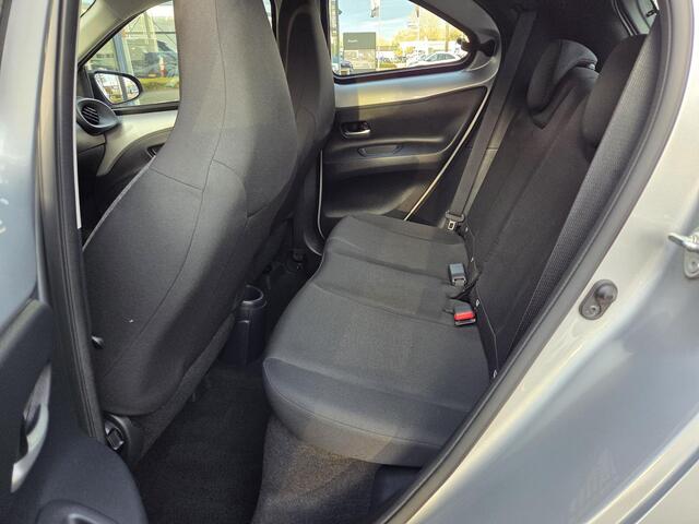 Toyota AYGO X 1.0 VVT-i MT Play | Rijklaar