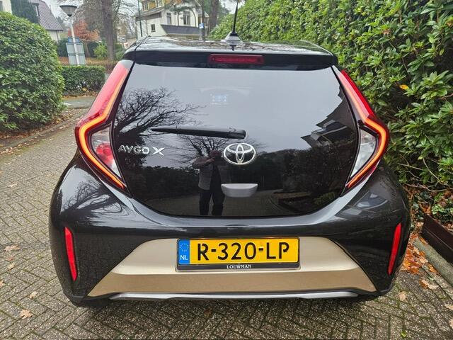Toyota AYGO X 1.0 VVT-i MT Envy Navi/Clima/NLAuto
