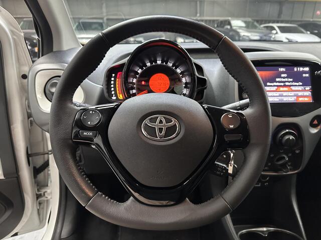 Toyota AYGO 1.0 VVT-i x-play NL Auto, slechts 72000km, Apple Carplay Android auto, btw auto