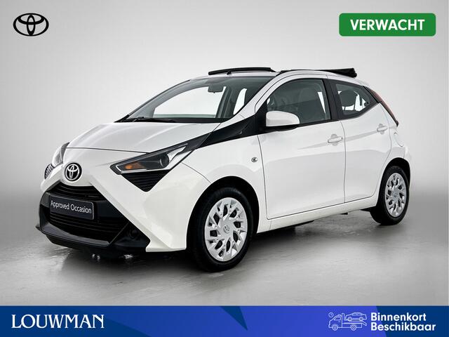 Toyota AYGO 1.0 VVT-i x-play cabrio | NL auto | Panoramisch vouwdak |